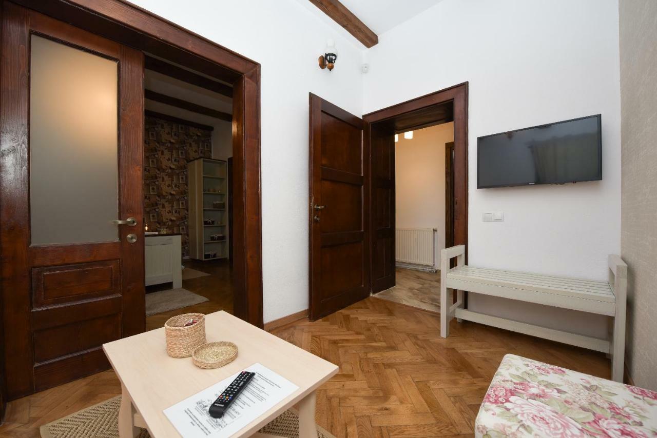 Buzoianu By Holztreppe Apartamento *